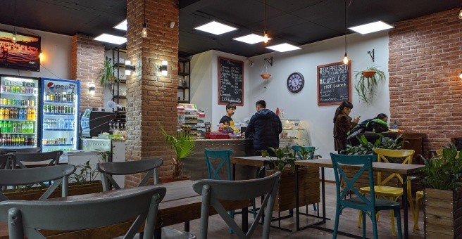 Фото номер 4 - English & Coffee, кофейня - Алматы, Казахстан