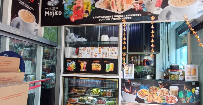 Фото номер 1 - T 4 U, cafeteria - Dubai, UAE