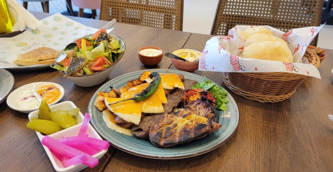 Фото номер 4 - Ka'aki W nos Gourmet, restaurant - Dubai, UAE