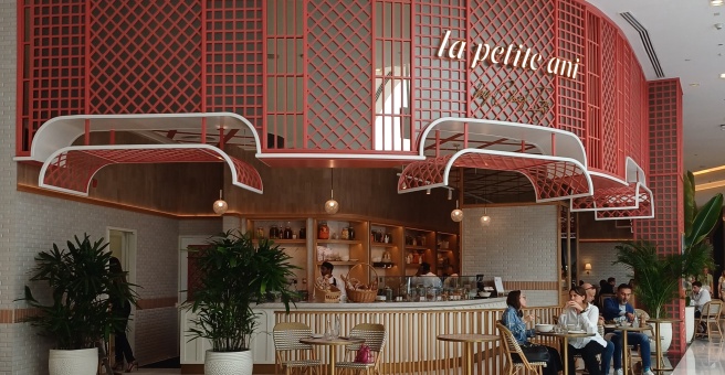 Фото номер 1 - La Petite Ani, french restaurant - Dubai, UAE