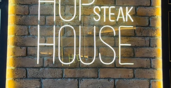 Фото номер 5 - Hop House Steak House, бар - Астана, Казахстан