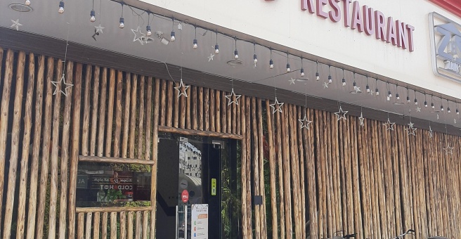 Фото номер 6 - Zain's, restaurant - Dubai, UAE