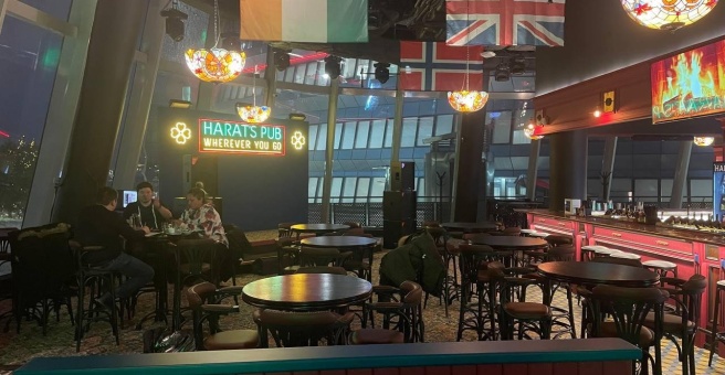 Фото номер 2 - Harat`s Irish Pub - Астана, Казахстан
