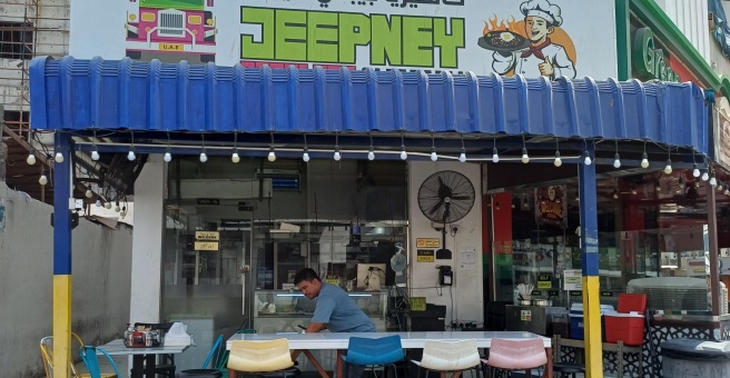 Фото номер 2 - Jeepney Sizzlers, cafeteria - Dubai, UAE