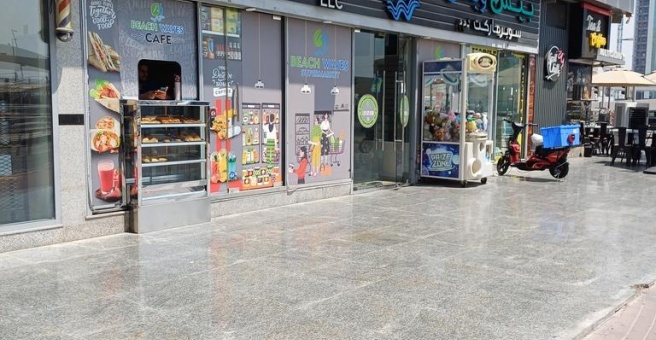 Фото номер 1 - Beach Waves, supermarket - Dubai, UAE