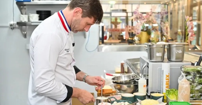 Фото номер 2 - L'Auberge, restaurant - Dubai, UAE