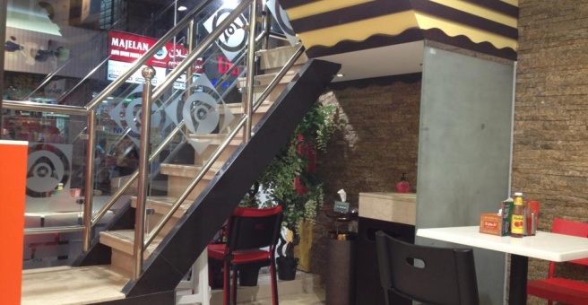 Фото номер 1 - Alpha Restaurant & Cafeteria - Dubai, UAE