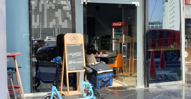 Фото номер 3 - Jo & Pete's, cafe and restaurant - Dubai, UAE