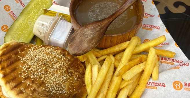 Фото номер 3 - Bauyrdaq Qazaq Fast-food , ​кафе национальной кухни - Алматы, Казахстан