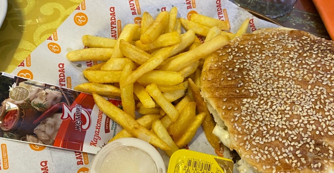 Фото номер 5 - Bauyrdaq Qazaq Fast-food , ​кафе национальной кухни - Алматы, Казахстан