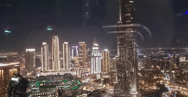 Фото номер 2 - Ce La Vi Dubai, rooftop restaurant - Dubai, UAE