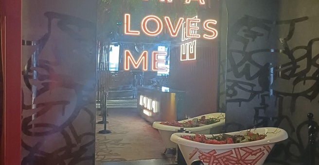 Фото номер 1 - Papa Dubai, restaurant - Dubai, UAE