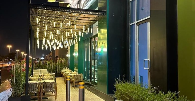 Фото номер 5 - Lavash Patisseire & Burgers, restaurant - Dubai, UAE