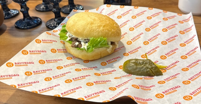 Фото номер 1 - Bauyrdaq Qazaq Fast-food , ​кафе национальной кухни - Алматы, Казахстан