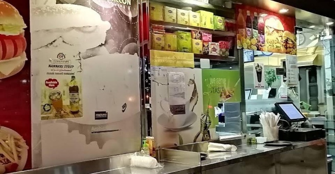 Фото номер 6 - Satwa Falcon, cafeteria - Dubai, UAE