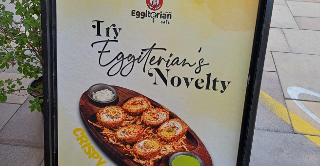 Фото номер 3 - Eggiterian, cafe - Dubai, UAE