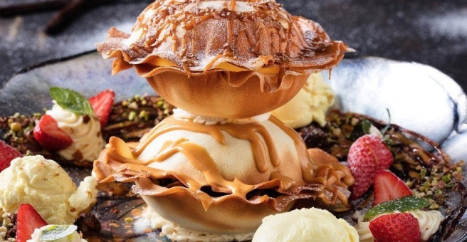 Фото номер 2 - HuQQa, restaurant - Dubai, UAE