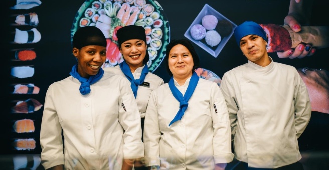 Фото номер 4 - Bluefin, hypermarket Carrefour - Dubai, UAE