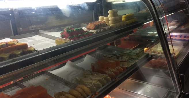 Фото номер 3 - Jalpaan Vegetarian, restaurant - Dubai, UAE