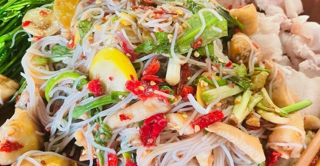 Фото номер 2 - Cafe Isan - Dubai, UAE