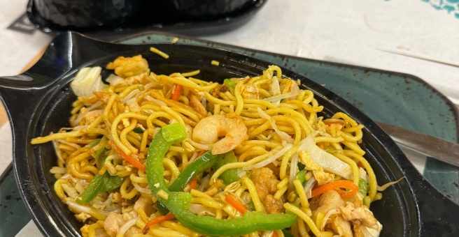 Фото номер 2 - Four Square Cafe & Restaurant - Dubai, UAE