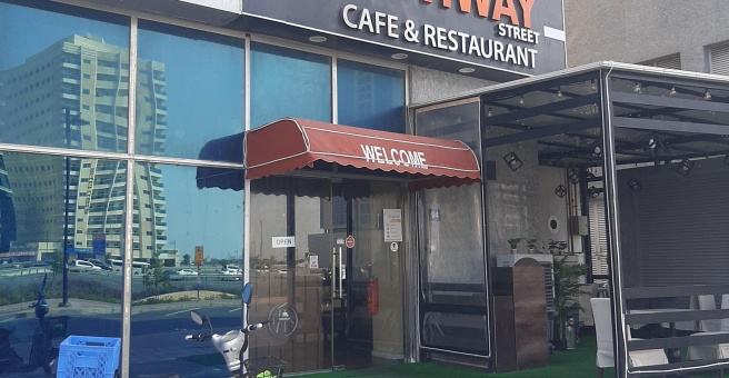 Фото номер 1 - High Way Street, cafe and restaurant - Dubai, UAE