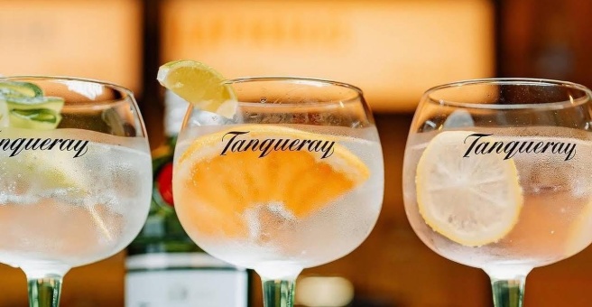 Фото номер 2 - Republic Adda, bar and restaurant - Dubai, UAE